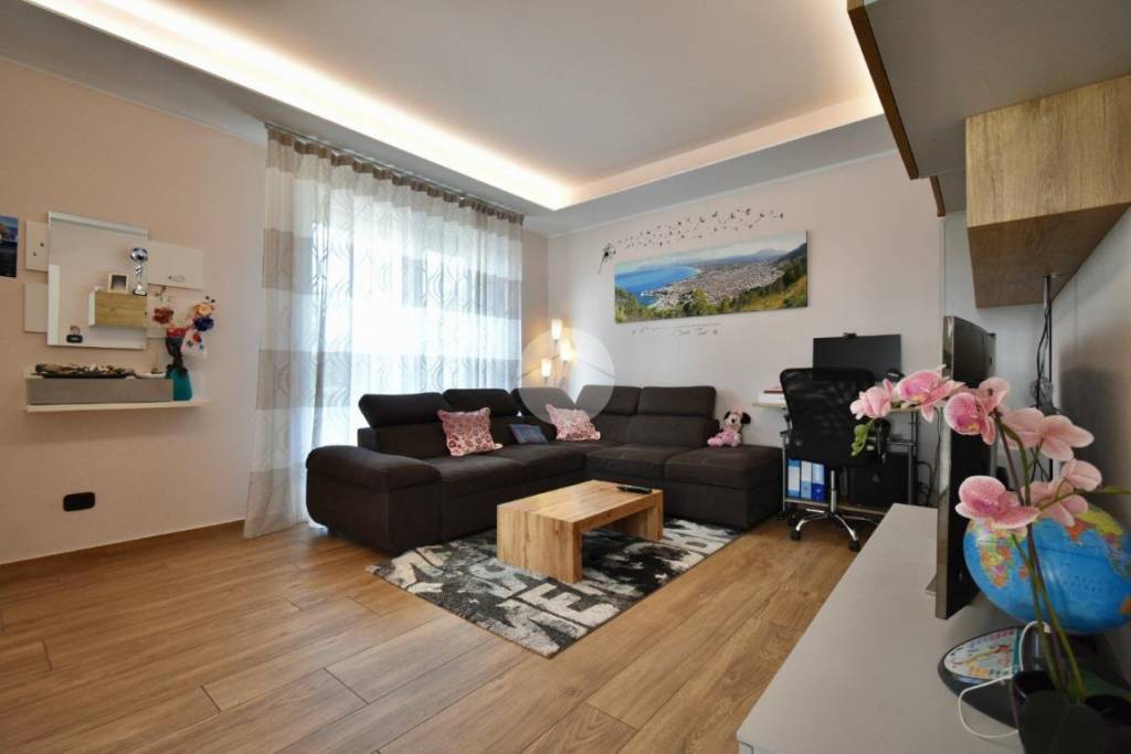 appartamento in vendita a Borghi