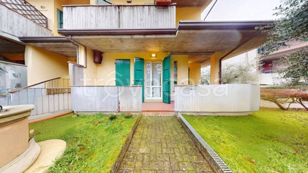 appartamento in vendita a Borghi in zona Lo Stradone