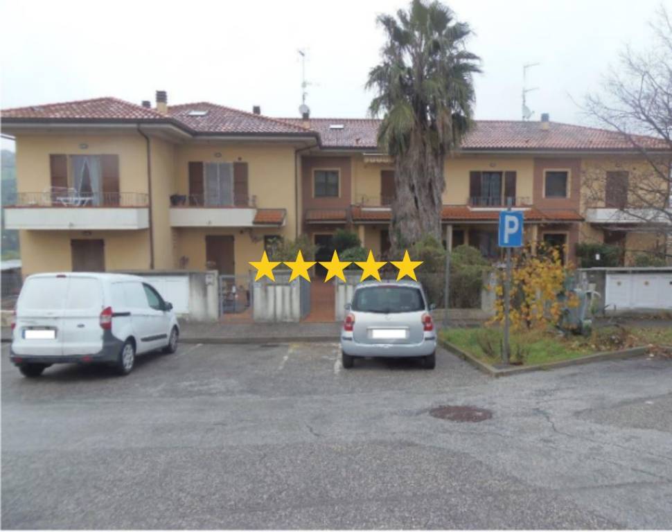 appartamento in vendita a Borghi