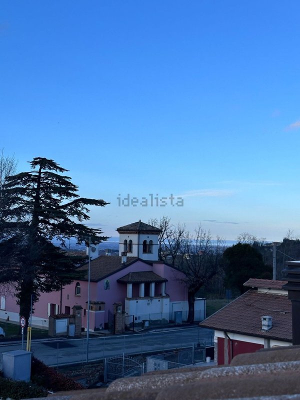 appartamento in vendita a Borghi