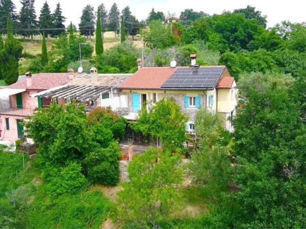 appartamento in vendita a Borghi