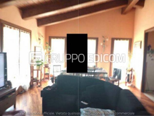 casa indipendente in vendita a Borghi