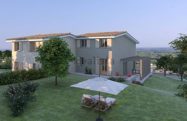 casa indipendente in vendita a Borghi