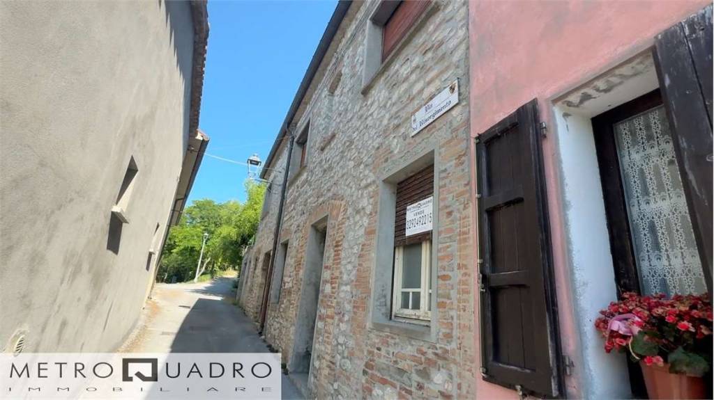 casa indipendente in vendita a Borghi in zona San Giovanni in Galilea