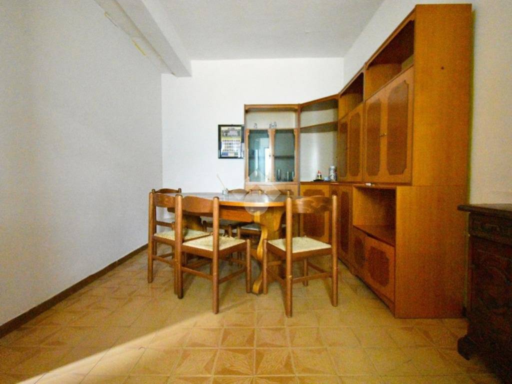 casa indipendente in vendita a Borghi