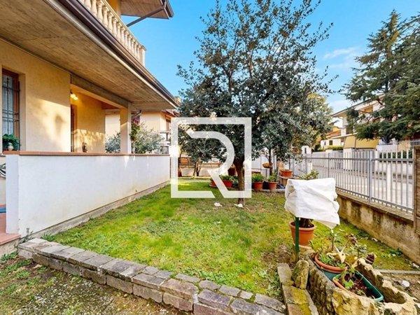 appartamento in vendita a Borghi in zona Lo Stradone
