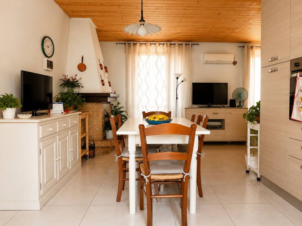 appartamento in vendita a Borghi in zona Castellaro