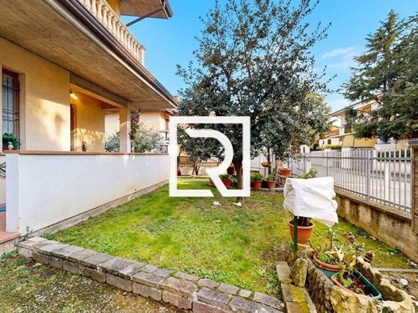 appartamento in vendita a Borghi in zona Lo Stradone