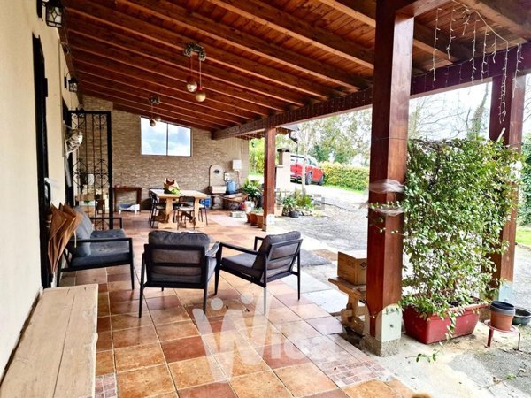 casa indipendente in vendita a Borghi in zona Lo Stradone