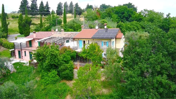 appartamento in vendita a Borghi