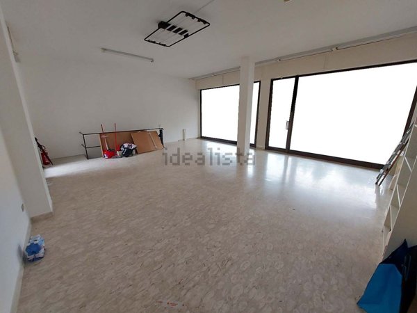 negozio in vendita a Castrocaro Terme e Terra del Sole