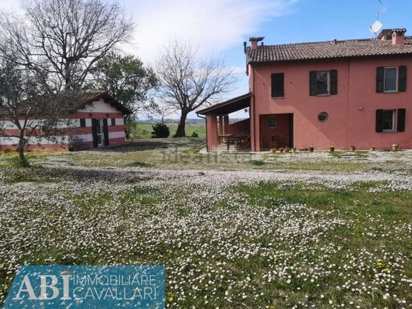 casa indipendente in vendita a Castrocaro Terme e Terra del Sole