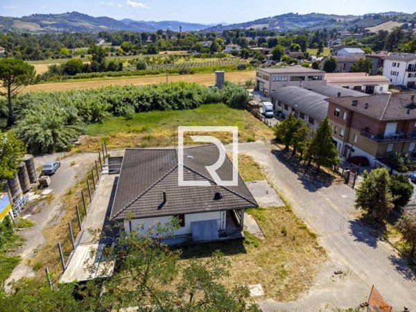 casa indipendente in vendita a Castrocaro Terme e Terra del Sole