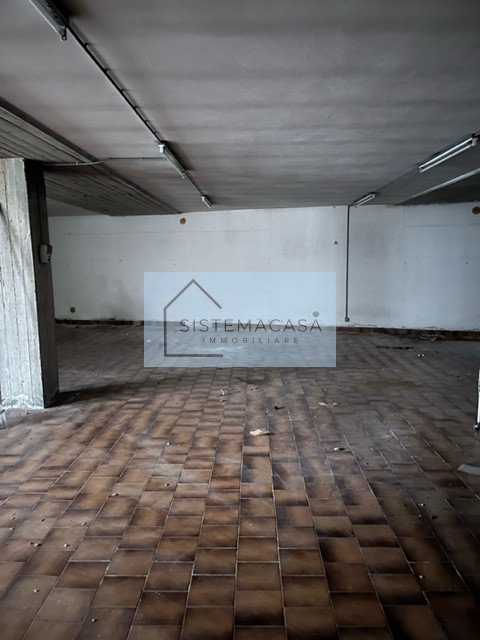 locale di sgombero in vendita a Castrocaro Terme e Terra del Sole