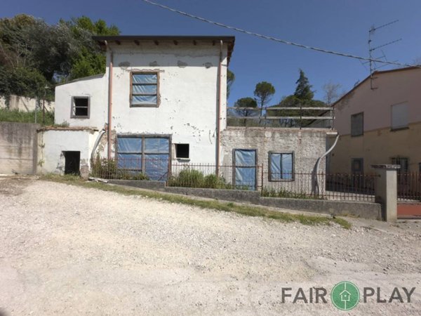 casa indipendente in vendita a Castrocaro Terme e Terra del Sole