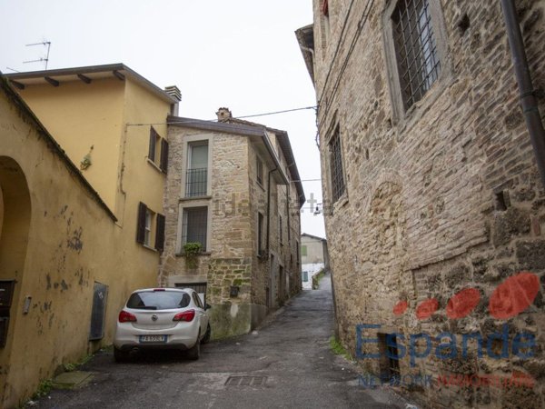 casa indipendente in vendita a Castrocaro Terme e Terra del Sole