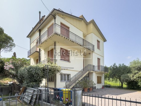 casa indipendente in vendita a Castrocaro Terme e Terra del Sole