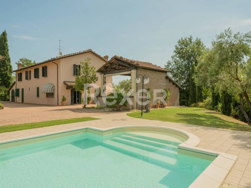 casa indipendente in vendita a Castrocaro Terme e Terra del Sole