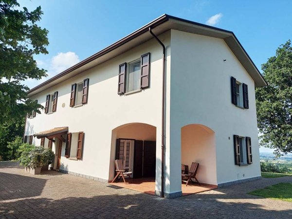 casa indipendente in vendita a Castrocaro Terme e Terra del Sole