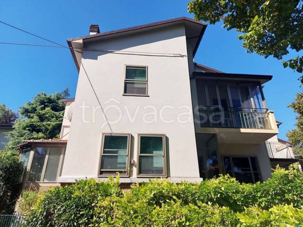 casa indipendente in vendita a Castrocaro Terme e Terra del Sole