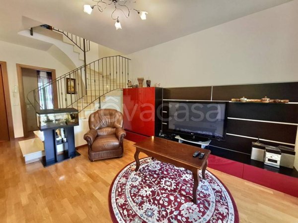 casa indipendente in vendita a Castrocaro Terme e Terra del Sole