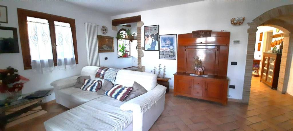 casa indipendente in vendita a Castrocaro Terme e Terra del Sole