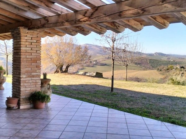 casa indipendente in vendita a Castrocaro Terme e Terra del Sole in zona Ciola