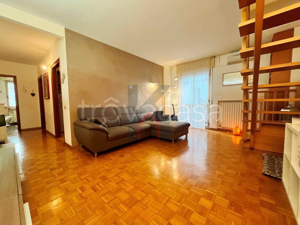 appartamento in vendita a Castrocaro Terme e Terra del Sole