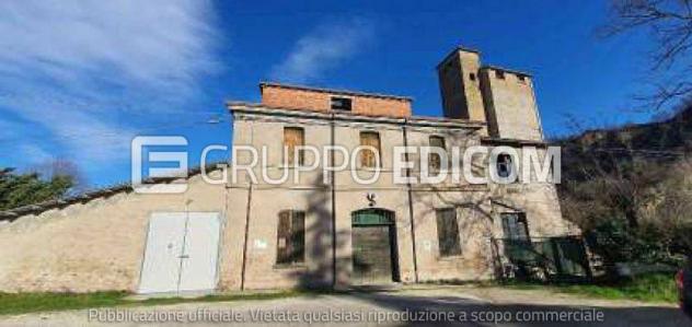 locale commerciale in vendita a Castrocaro Terme e Terra del Sole