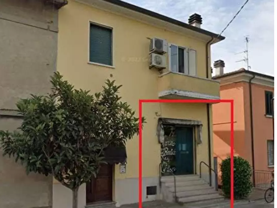 negozio in vendita a Castrocaro Terme e Terra del Sole