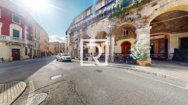 negozio in vendita a Castrocaro Terme e Terra del Sole