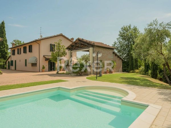 casa indipendente in vendita a Castrocaro Terme e Terra del Sole