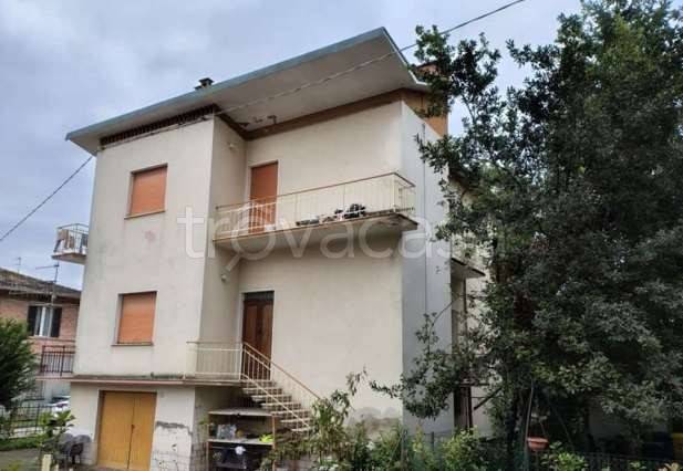 appartamento in vendita a Castrocaro Terme e Terra del Sole