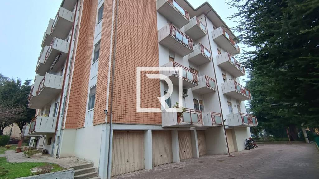 appartamento in vendita a Castrocaro Terme e Terra del Sole