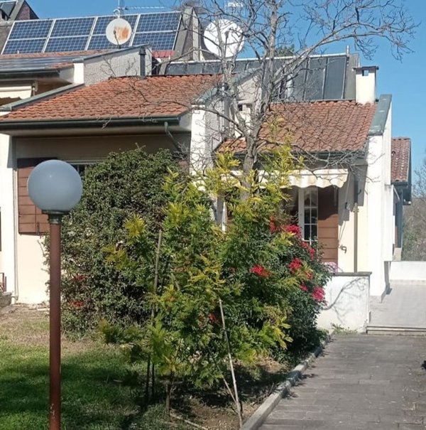casa indipendente in vendita a Castrocaro Terme e Terra del Sole