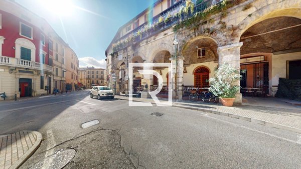 negozio in vendita a Castrocaro Terme e Terra del Sole