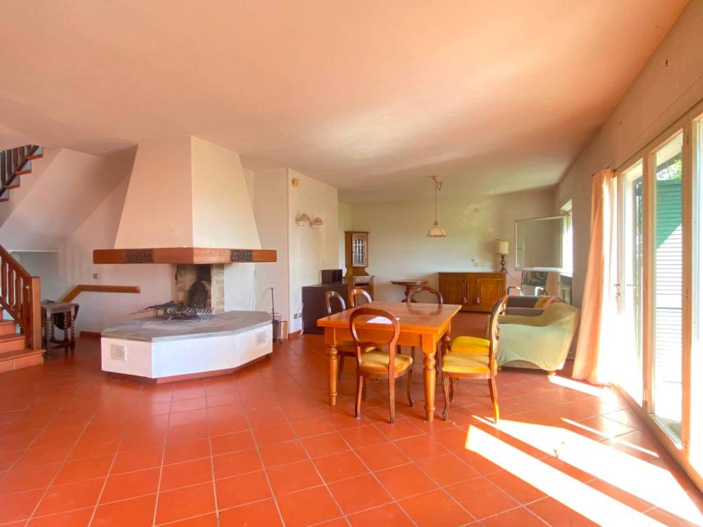 casa indipendente in vendita a Castrocaro Terme e Terra del Sole