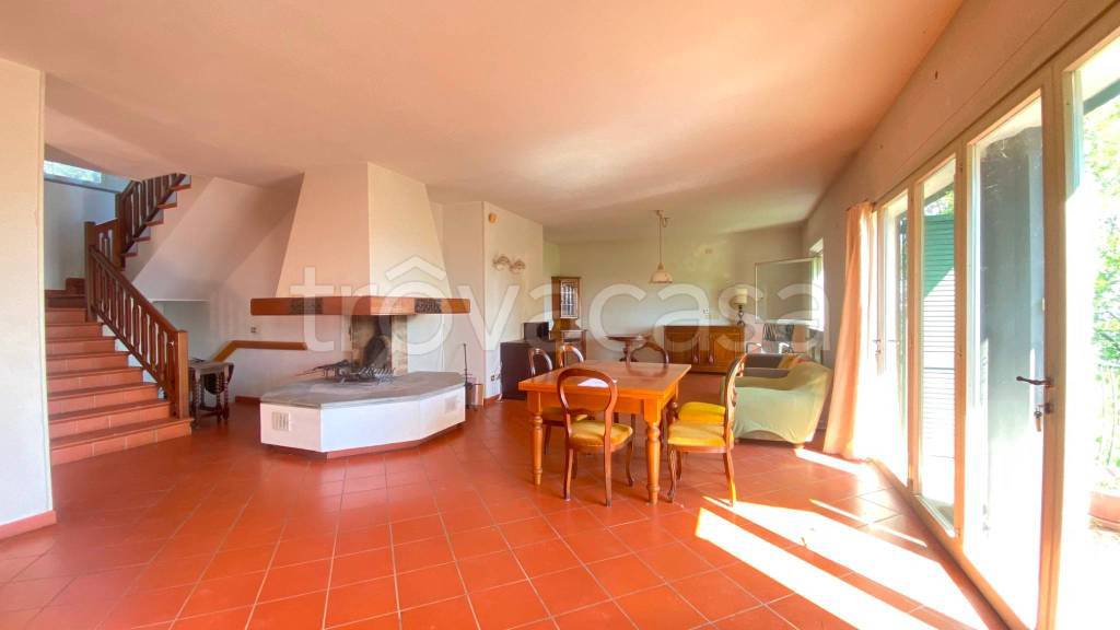 casa indipendente in vendita a Castrocaro Terme e Terra del Sole in zona Ciola