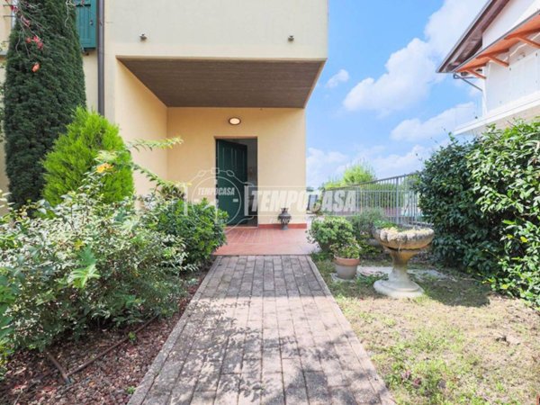 casa indipendente in vendita a Castrocaro Terme e Terra del Sole