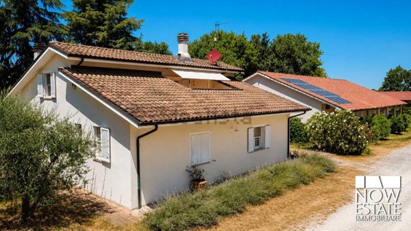 casa indipendente in vendita a Castrocaro Terme e Terra del Sole in zona Ciola
