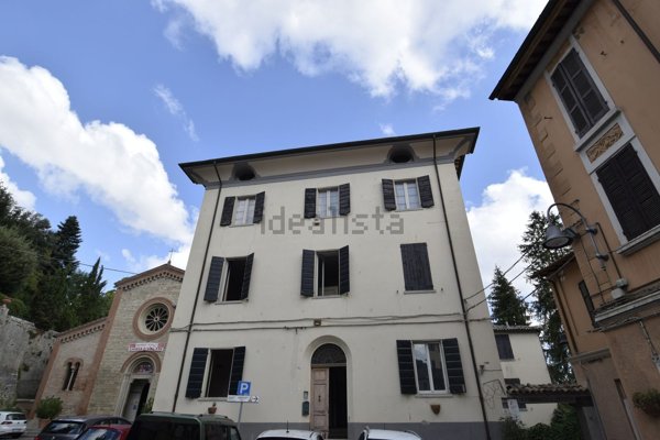 locale commerciale in vendita a Castrocaro Terme e Terra del Sole