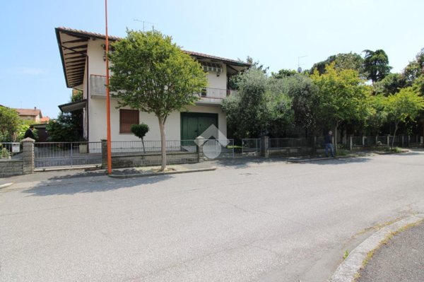 casa indipendente in vendita a Cesena in zona San Giorgio