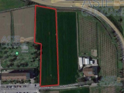 terreno edificabile in vendita a Cesena in zona Pievesestina
