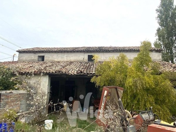 casa indipendente in vendita a Cesena in zona San Giorgio