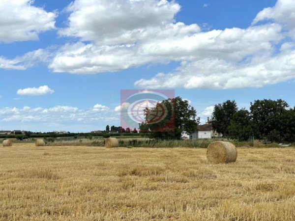 casa indipendente in vendita a Cesena in zona Ruffio