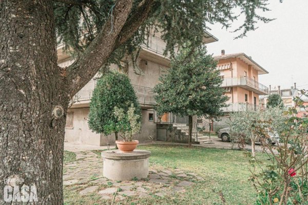 casa indipendente in vendita a Cesena in zona Cesuola