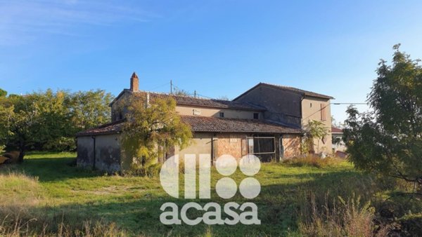casa indipendente in vendita a Cesena in zona Carpineta