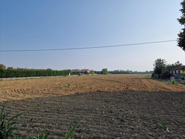 terreno edificabile in vendita a Cesena in zona Macerone