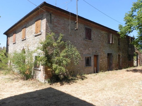 casa indipendente in vendita a Cesena in zona Saiano