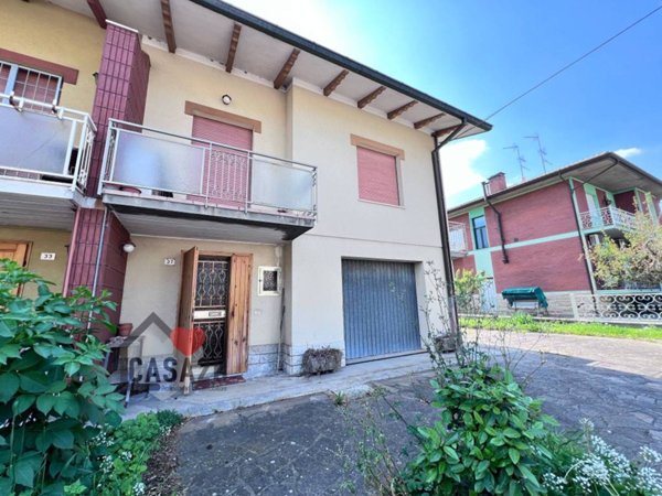 casa indipendente in vendita a Cesena in zona San Vittore